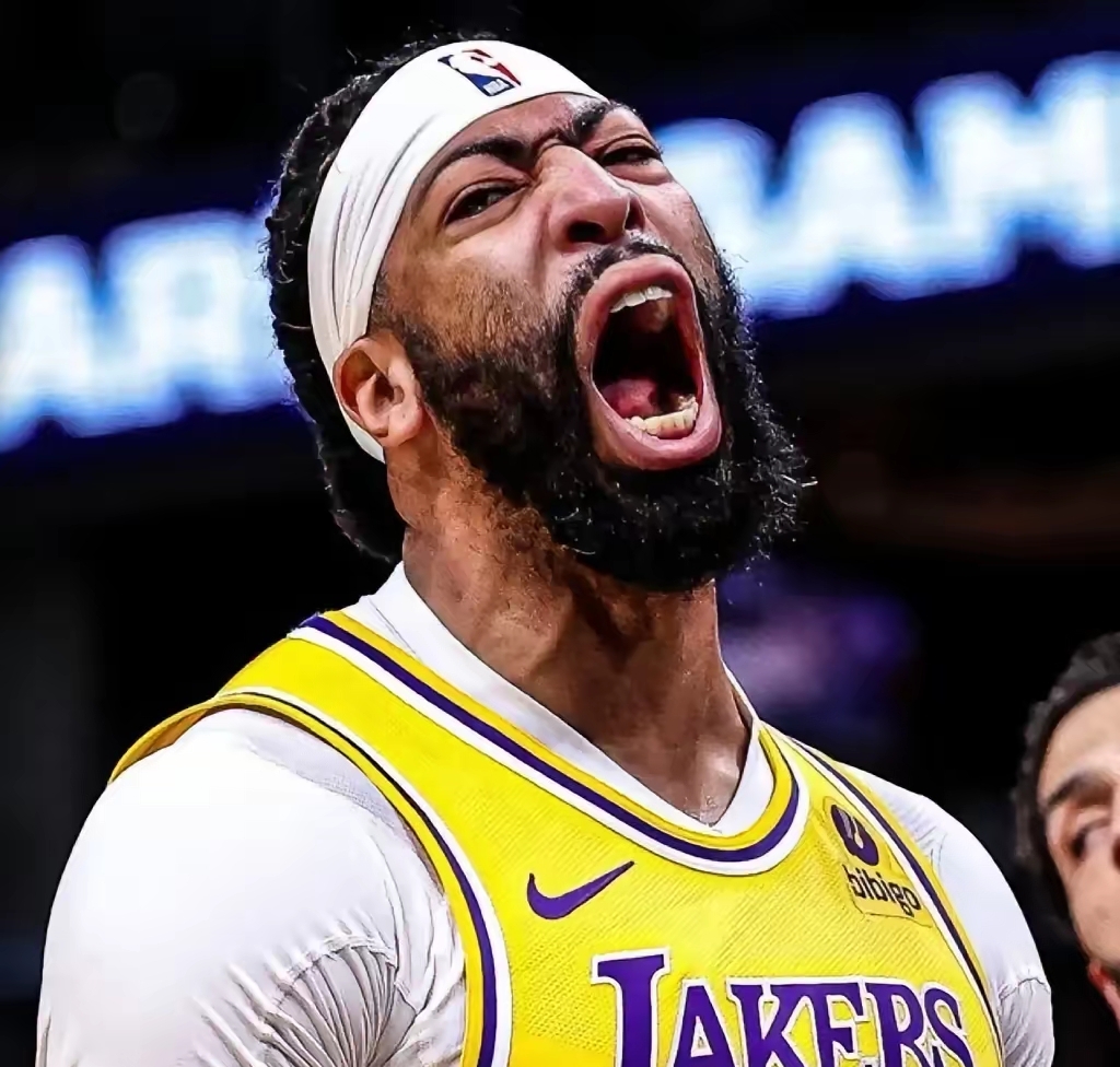 包含浓眉哥遭遇二十持续失利，TES教练压力巨大！比赛高潮迭起的词条